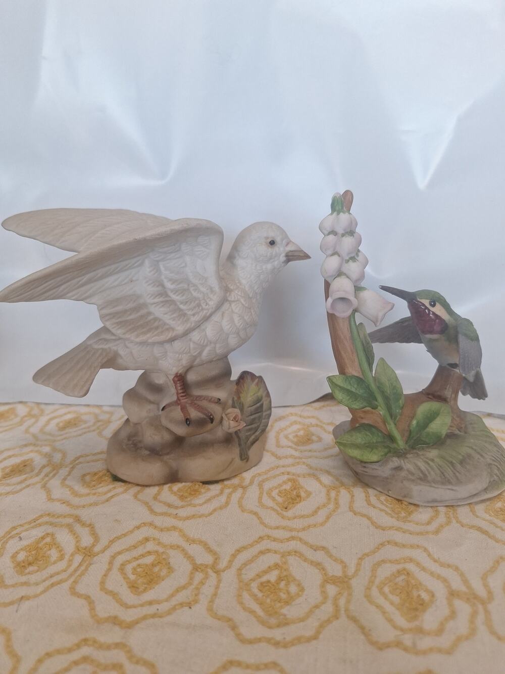Andrea by Sadek Hummingbird & Royal Crown Dove Figurine Pair – 1980s Porcelain